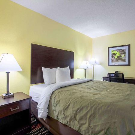 Quality Inn Holly Springs South Exterior photo