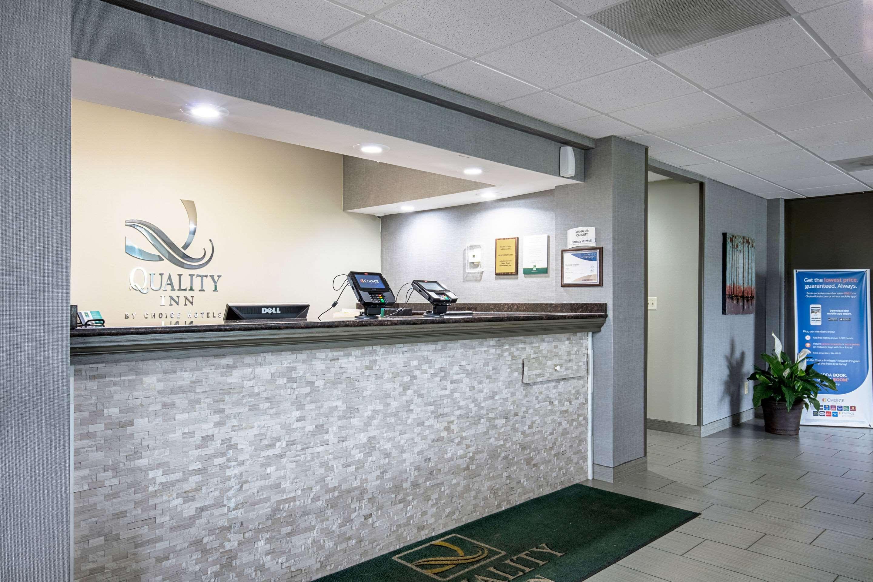 Quality Inn Holly Springs South Exterior photo