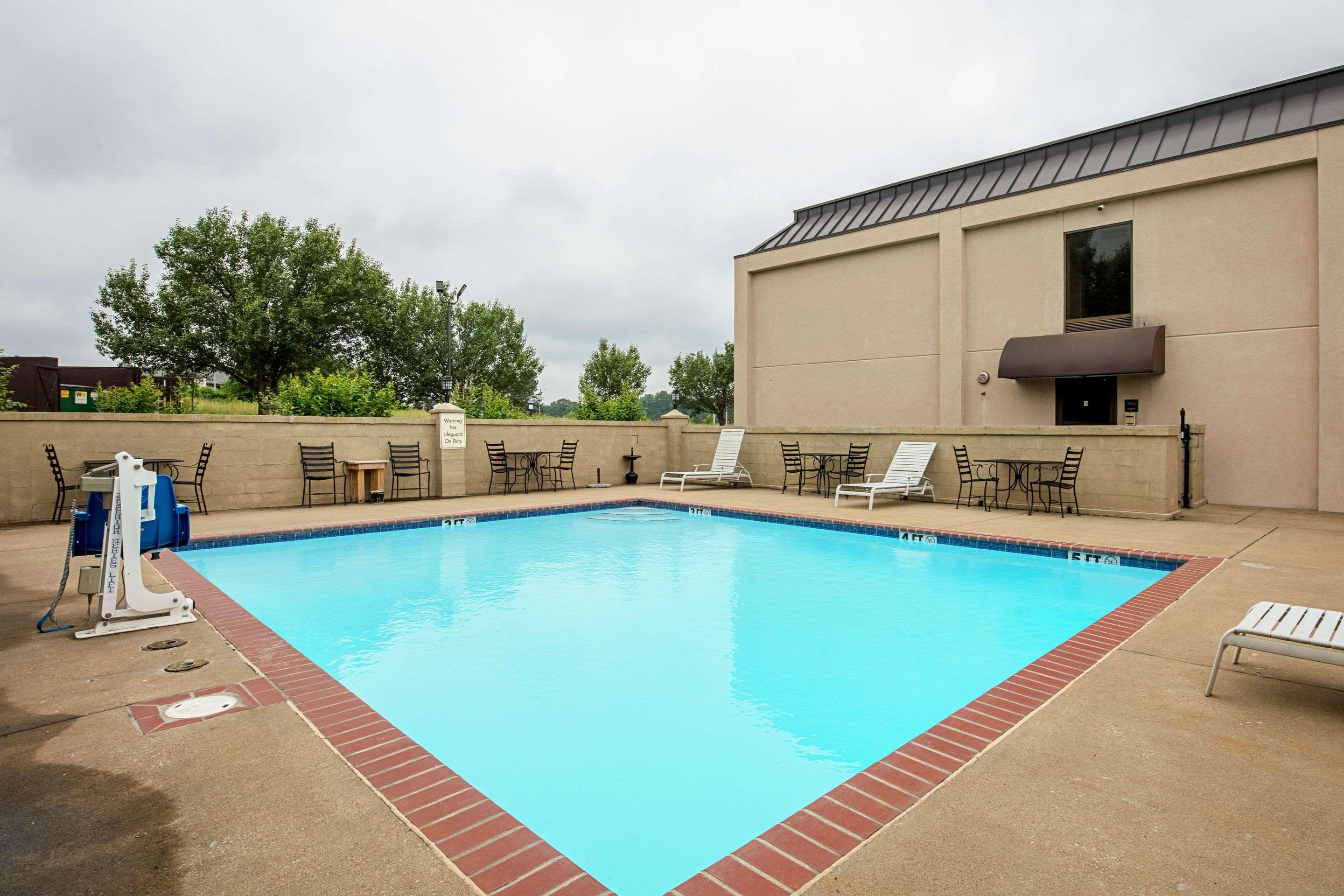 Quality Inn Holly Springs South Exterior photo